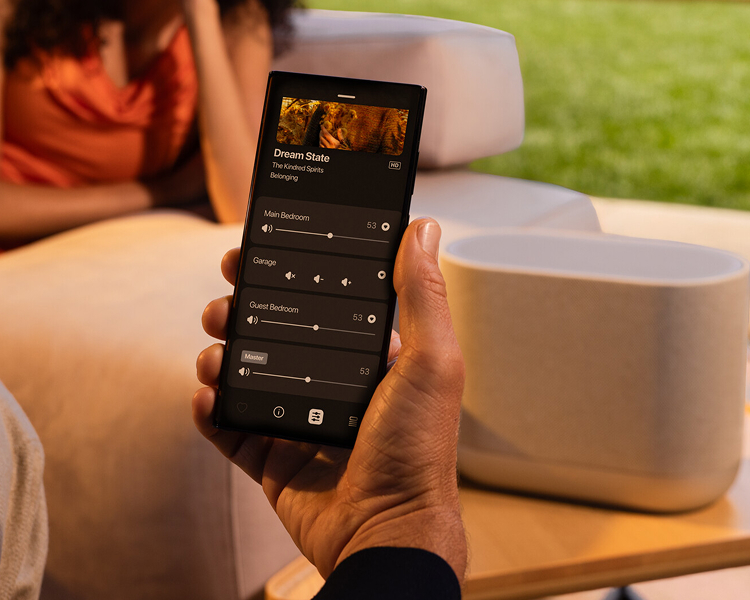 Denon Home 400 lifestyle